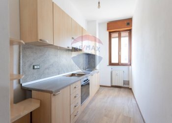 Cucina - Four-room apartment Piazzale della Stazione
 
3, Salsomaggiore Terme - photo 2