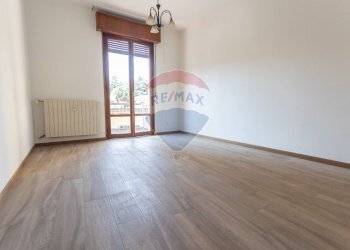Stanza vuota - Four-room apartment Piazzale della Stazione
 
3, Salsomaggiore Terme - photo 1