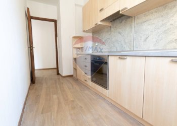 Cucina - Four-room apartment Piazzale della Stazione
 
3, Salsomaggiore Terme - photo 8