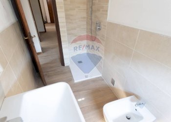 Bagno - Four-room apartment Piazzale della Stazione
 
3, Salsomaggiore Terme - photo 17