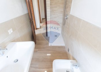 Bagno - Four-room apartment Piazzale della Stazione
 
3, Salsomaggiore Terme - photo 18