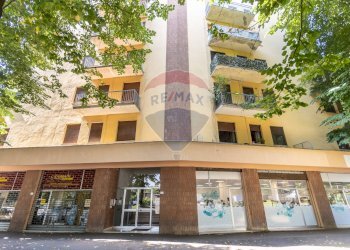 Edificio all\'aperto - Four-room apartment Piazzale della Stazione
 
3, Salsomaggiore Terme - photo 25