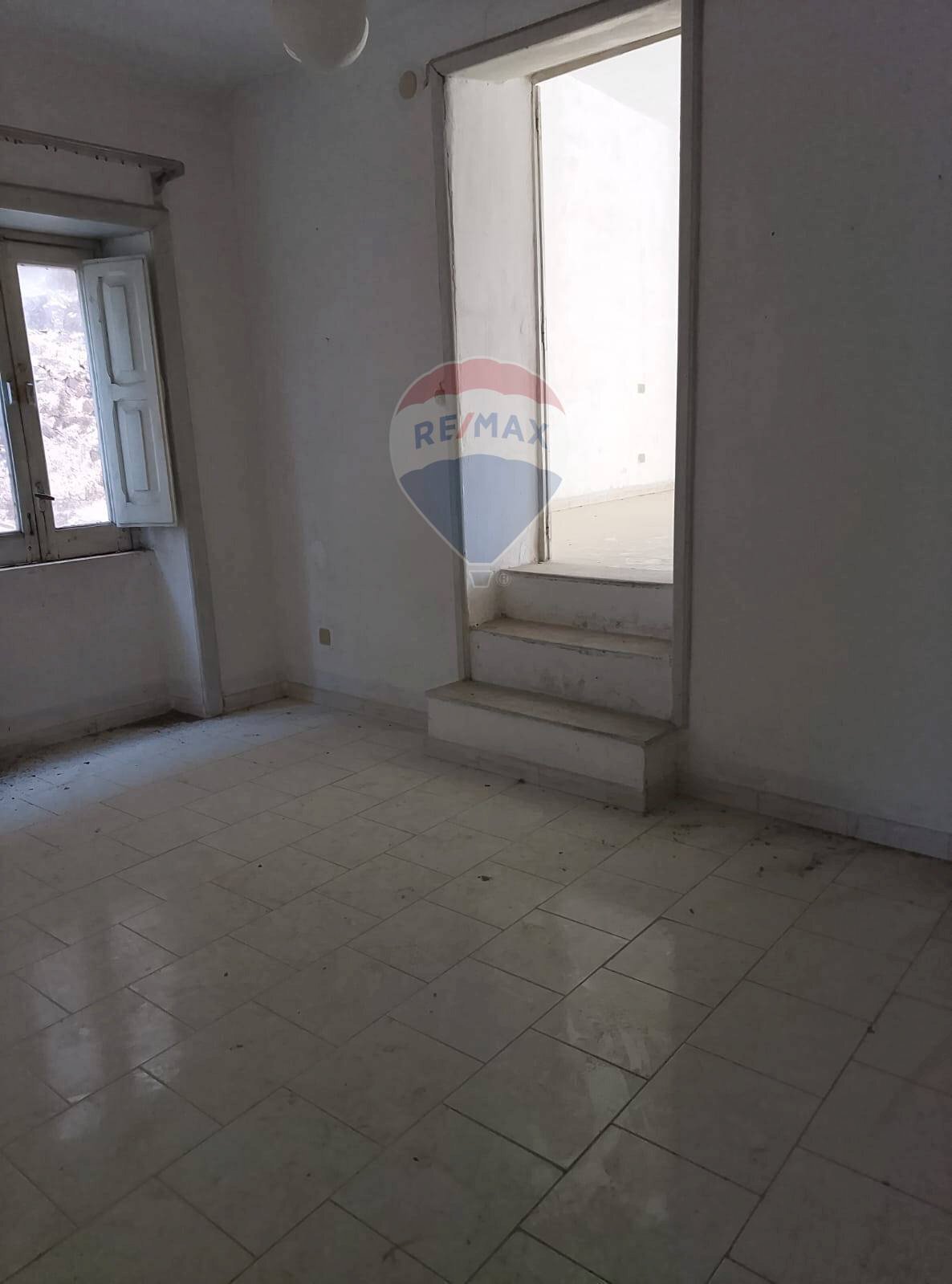 Stanza vuota - Independent house vicolo san giuseppe
 
2, Sessa Aurunca - photo 3