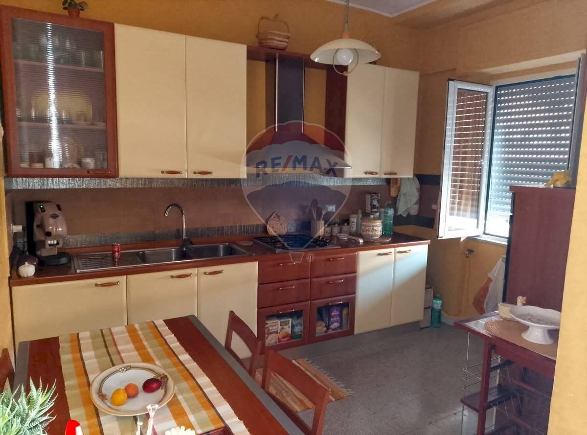 Cucina - Appartamento Sessa Aurunca - foto 2