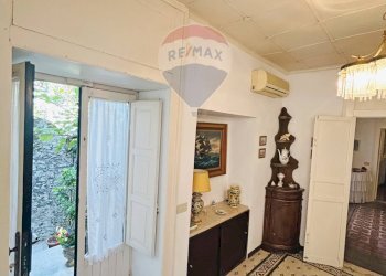 Hall / corridoio - Independent house VIA G. FONTANA
 
7, Erice - photo 36