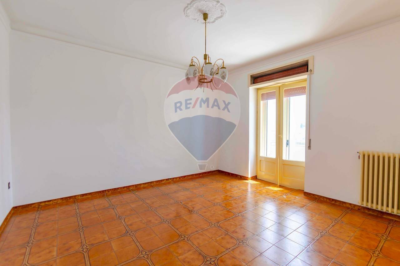 Stanza vuota - Appartamento Via Cesare Battisti
 
121, Alberobello - foto 1