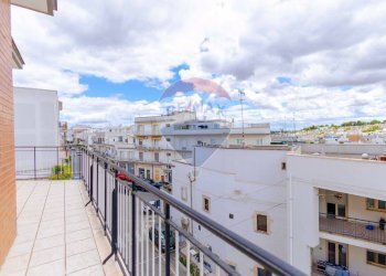 Balcone - Appartamento Via Cesare Battisti
 
121, Alberobello - foto 8