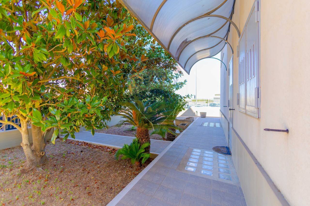 Edificio all\'aperto - Appartamento Via Mottola, Martina Franca - foto 1