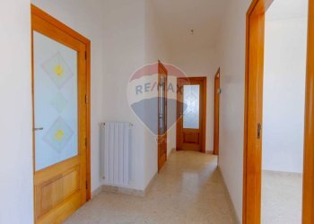 Hall / corridoio - Appartamento Via Mottola, Martina Franca - foto 12