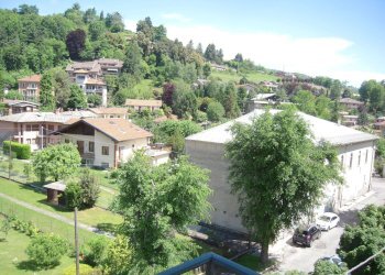 Vista - Trilocale viale Viale Trento, 3, Torre Pellice - foto 2