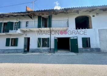 Facciata - Rustico Località Sant'Anna, 56, Monforte d'Alba - foto 2