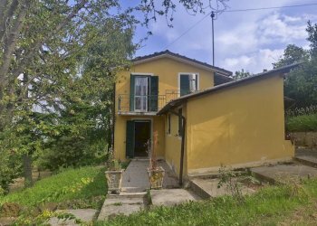 Casa indipendente Belvedere Langhe - foto 9