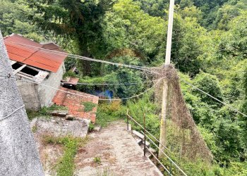 Casa semi indipendente località Scaruggia, snc 
 Comuneglia, Varese Ligure - foto 5