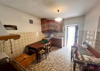 Casa semi indipendente località Scaruggia, snc 
 Comuneglia, Varese Ligure - foto 13