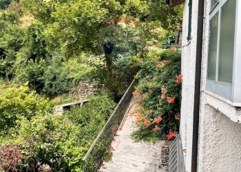 Casa semi indipendente località Scaruggia, snc 
 Comuneglia, Varese Ligure - foto 20