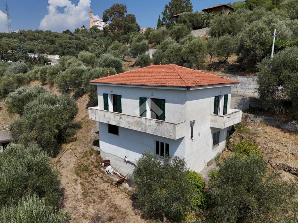 Independent house Regione pantai inferiore, Civezza - photo 2