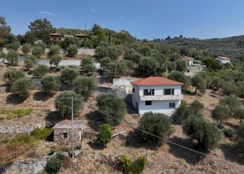 Casa indipendente Regione pantai inferiore, Civezza - foto 7