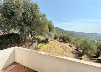 Casa indipendente Regione pantai inferiore, Civezza - foto 12