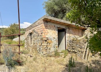 Casa indipendente Regione pantai inferiore, Civezza - foto 31