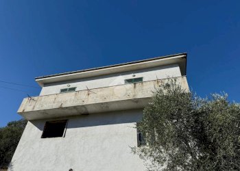 Casa indipendente Regione pantai inferiore, Civezza - foto 41