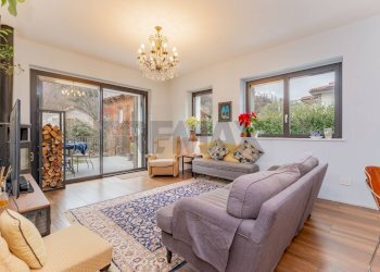 Soggiorno - Villa Via Ten Giuseppe Lionelli Mendozza
 
44, Monvalle - foto 32