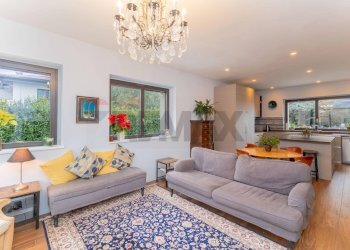 Soggiorno - Villa Via Ten Giuseppe Lionelli Mendozza
 
44, Monvalle - foto 40