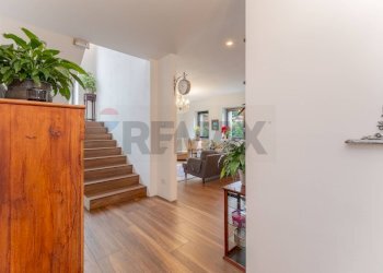 Scale - Villa Via Ten Giuseppe Lionelli Mendozza
 
44, Monvalle - foto 48