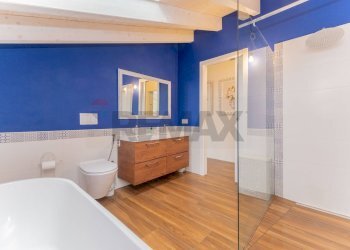 Bagno - Villa Via Ten Giuseppe Lionelli Mendozza
 
44, Monvalle - foto 66