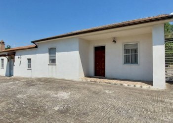 Foto 2 - Casa indipendente contrada gaudiciello
51, Ariano Irpino - foto 2