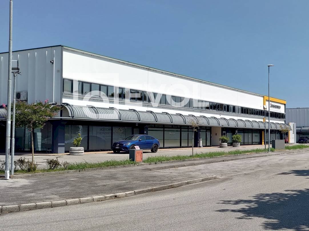 Foto 2 - Capannone via sisto biasutti, Casarsa della Delizia - foto 2