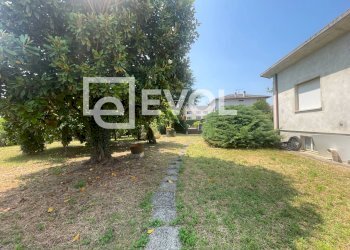 Foto 60 - Villa via Giuseppe Garibaldi
 
74, Pradamano - foto 60