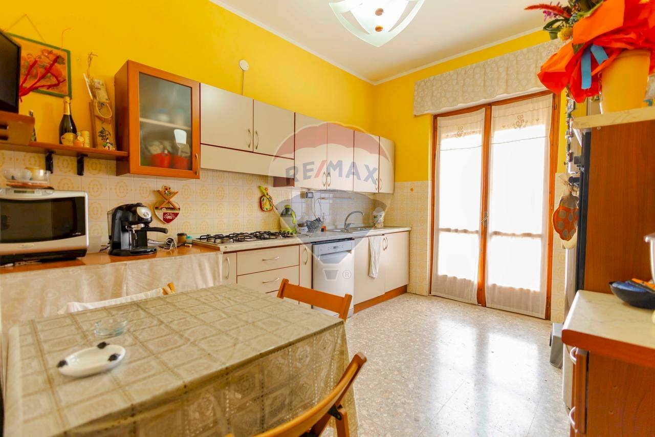 Cucina - Appartamento Via Emilio e Attilio Fratelli Bandiera
 
4, Palagiano - foto 3