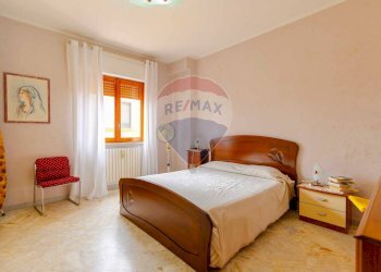 Camera / camera da letto - Appartamento Via Emilio e Attilio Fratelli Bandiera
 
4, Palagiano - foto 7