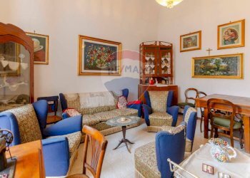 Sala da pranzo - Appartamento Corso Vittorio Emanuele
 
19, Mottola - foto 2