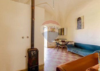 Sala da pranzo - Villa Via Salita Lucarelli
 
65, Crispiano - foto 2