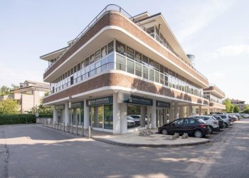 Ufficio Corso Guercino, Cento - foto 1