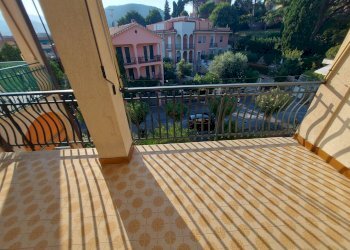 Foto 1 - Trilocale via matteotti, Borgio Verezzi - foto 1