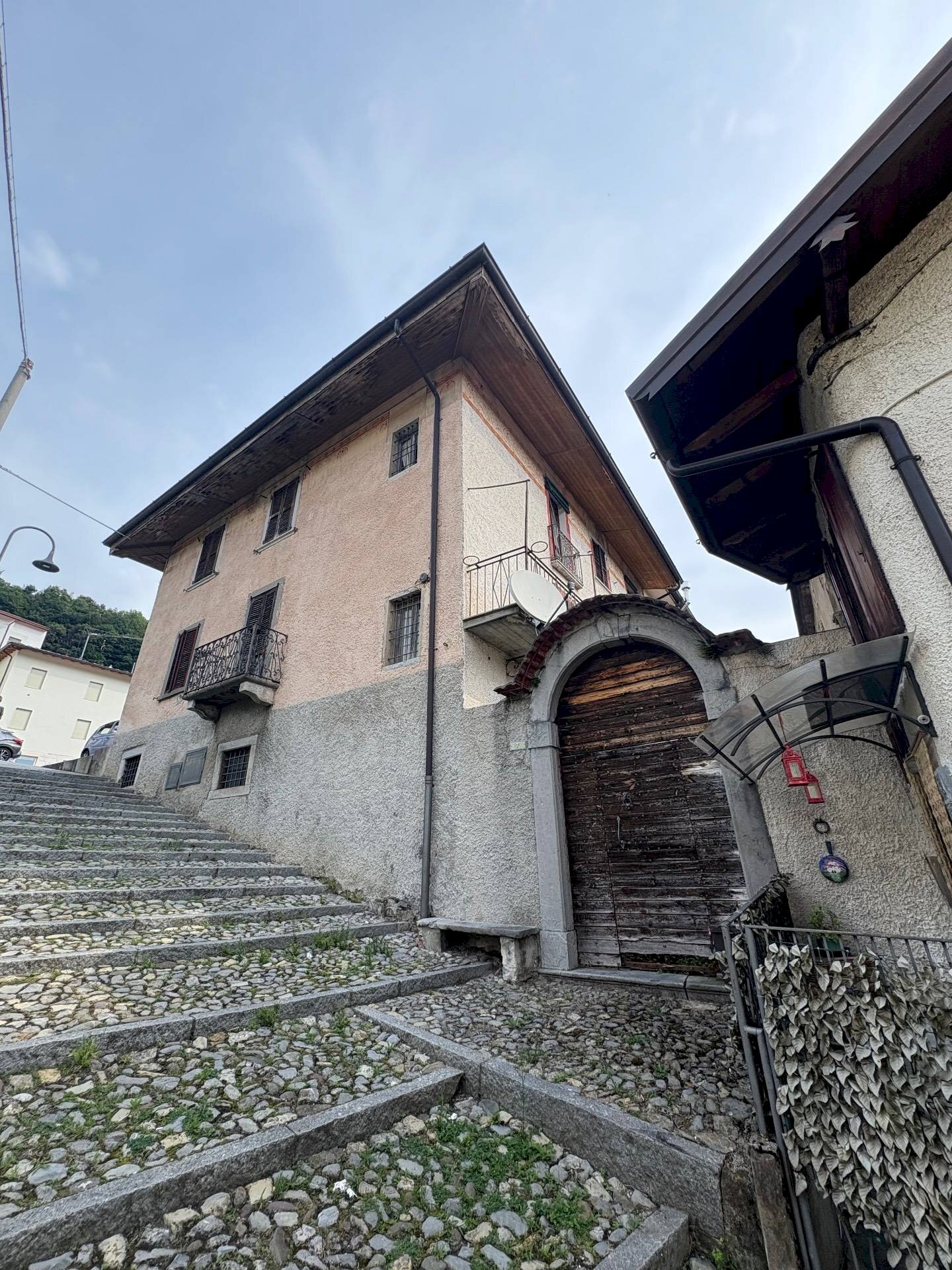 Foto 3 - Casa indipendente Piazza Villassio
 
7, Gorno - foto 3