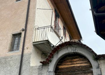 Foto 2 - Casa indipendente Piazza Villassio
 
7, Gorno - foto 2