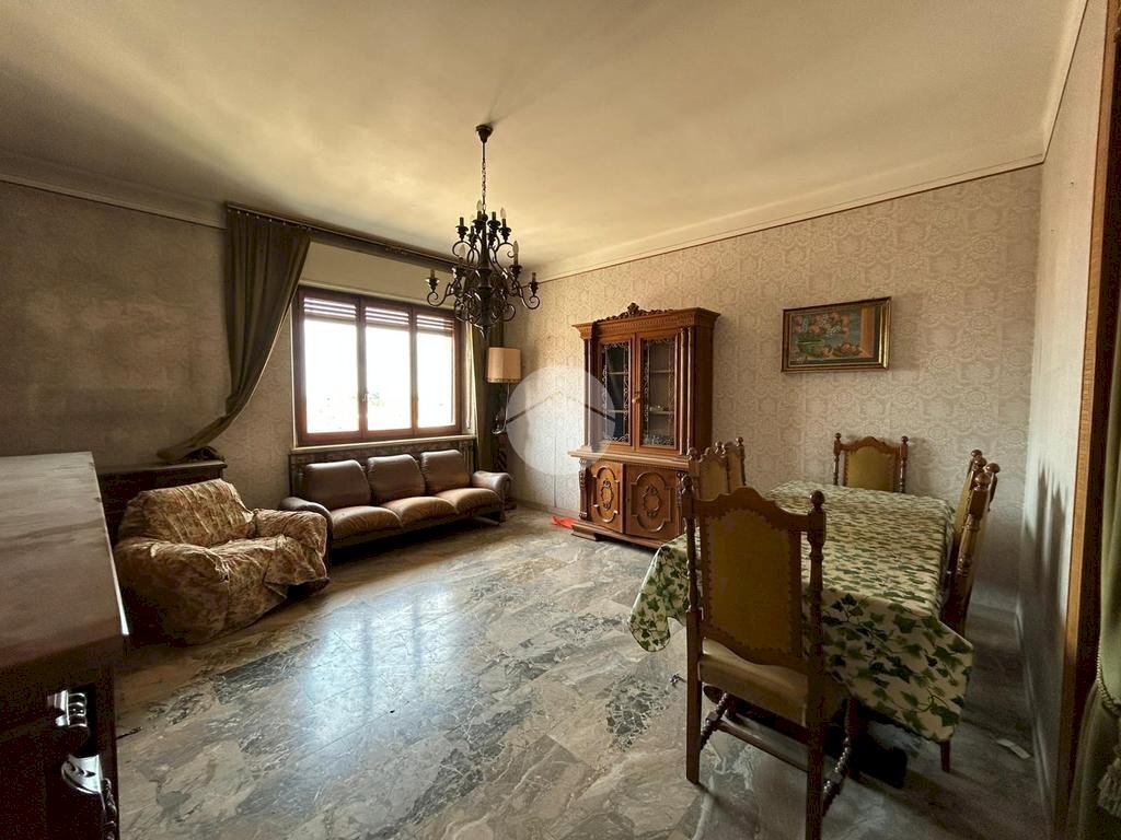 Four-room apartment Via Felice Cavallotti, Valenza - photo 1