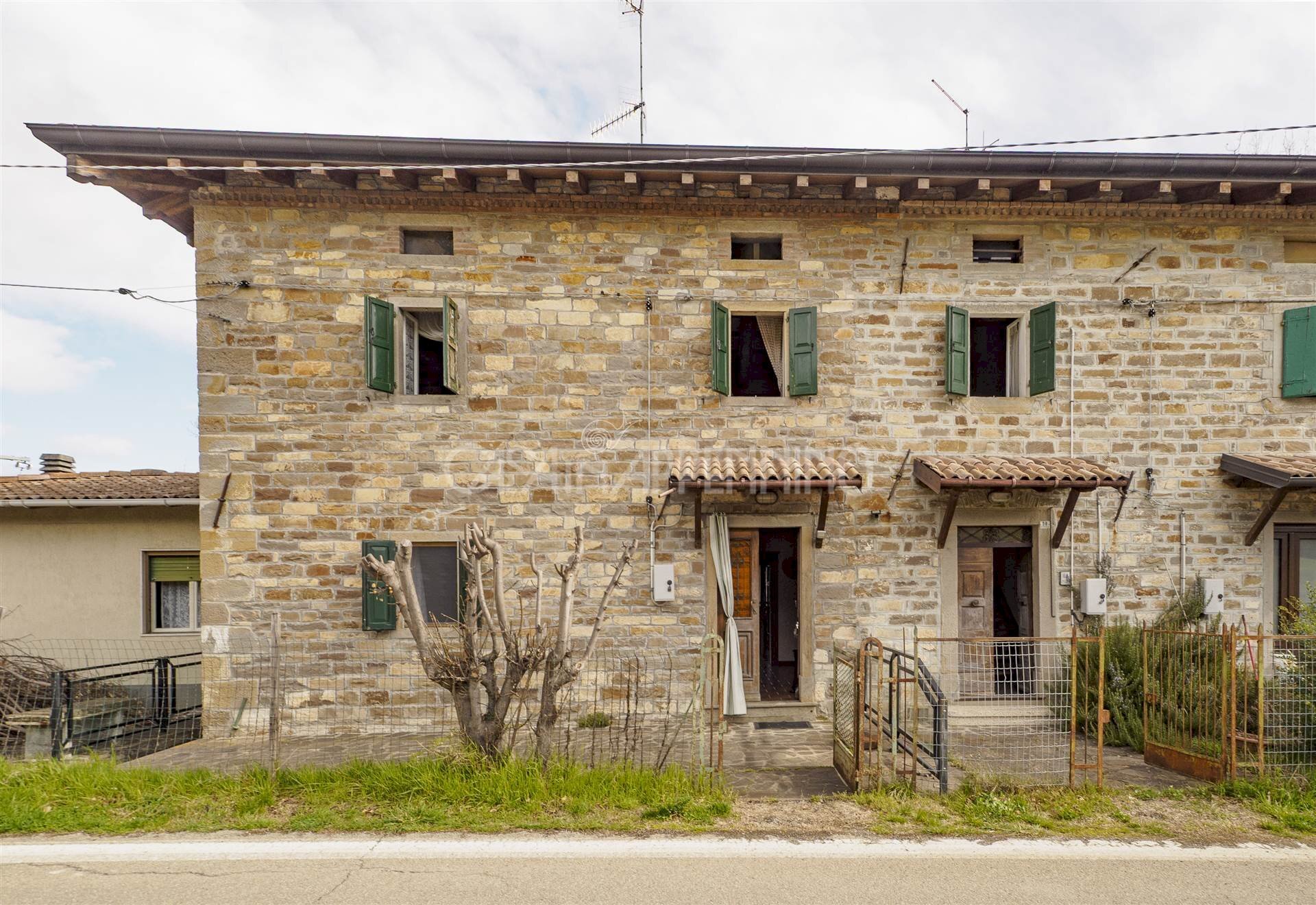 Villa a Schiera Montefiorino - foto 1