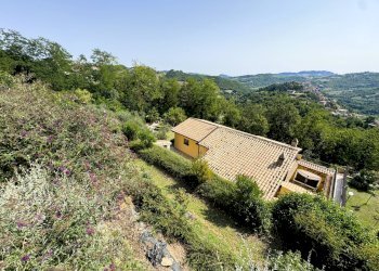 Foto 2 - Villa Via Aldo Moro
 
28, Amandola - foto 2