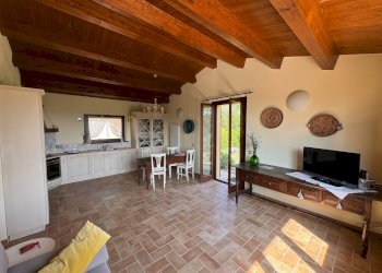 Foto 10 - Villa Via Aldo Moro
 
28, Amandola - foto 10