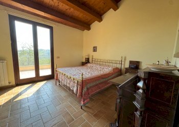 Foto 17 - Villa Via Aldo Moro
 
28, Amandola - foto 17