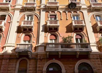 FACCIATA - Quadrilocale Via Vito Nicola De Nicolo'
 
5, Bari - foto 2