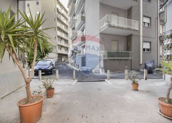 Edificio all\'aperto - Appartamento Via Eleonora D'angio'
 
46, Catania - foto 2