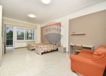 Camera / camera da letto - Appartamento Via Eleonora D'angio'
 
46, Catania - foto 13