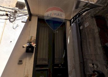 Edificio all\'aperto - Casa indipendente via galermo
 
32, Catania - foto 8