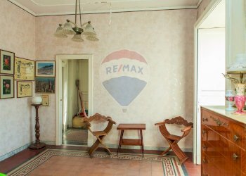 Sala da pranzo - Appartamento Via Gemmellaro
 
40, Catania - foto 6