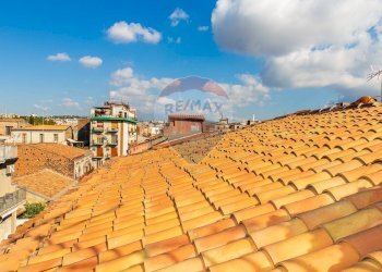 Vista dell\'acqua - Appartamento Via Gemmellaro
 
40, Catania - foto 9